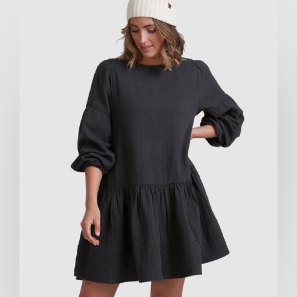 Billabong Black Mini Dress 𓇼 Australia Exclusive - Picture 2 of 9